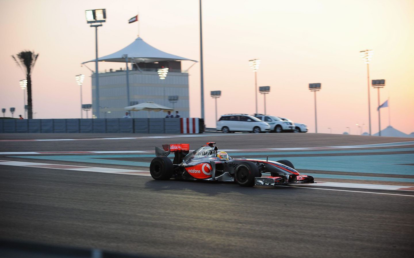 GP ABU DHABI 1440x900